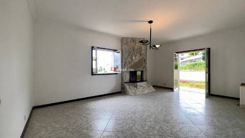 Moradia Isolada T4 Venda em Santa Maria da Feira, Travanca, Sanfins e Espargo,Santa Maria da Feira