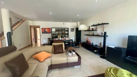 Moradia em Banda T4 Venda em Canedo, Vale e Vila Maior,Santa Maria da Feira