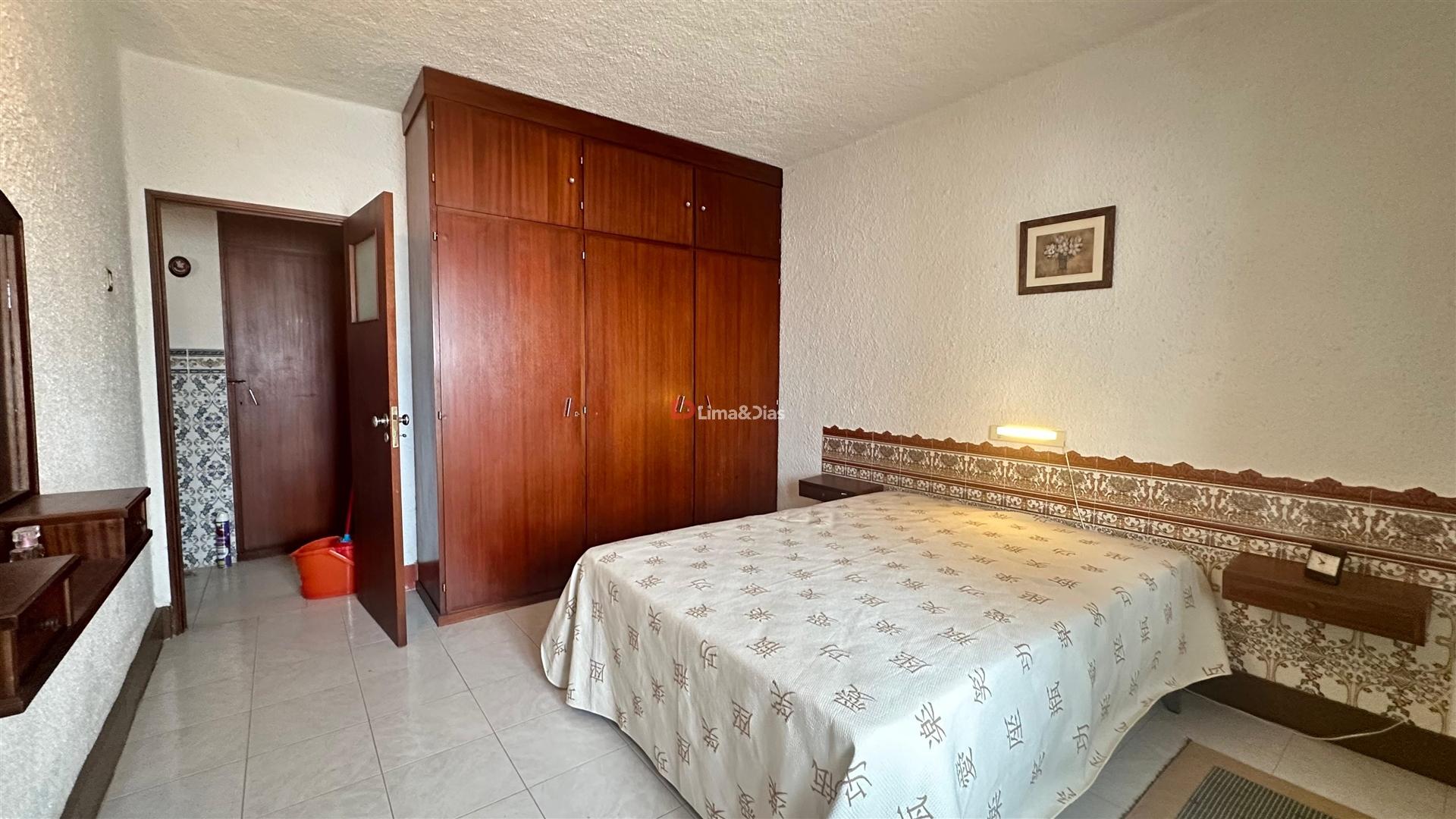 Apartamento T1 Venda em Quelfes,Olhão