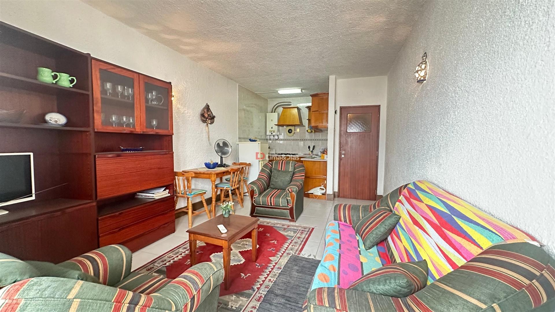 Apartamento T1 Venda em Quelfes,Olhão