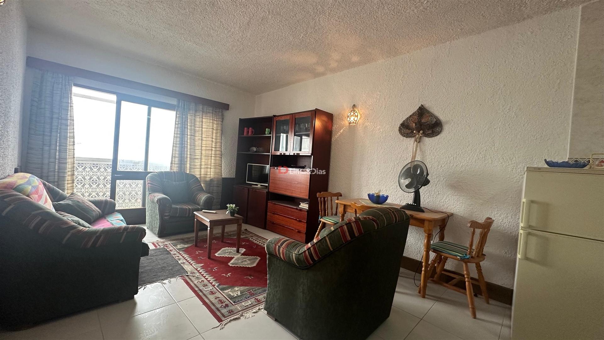 Apartamento T1 Venda em Quelfes,Olhão
