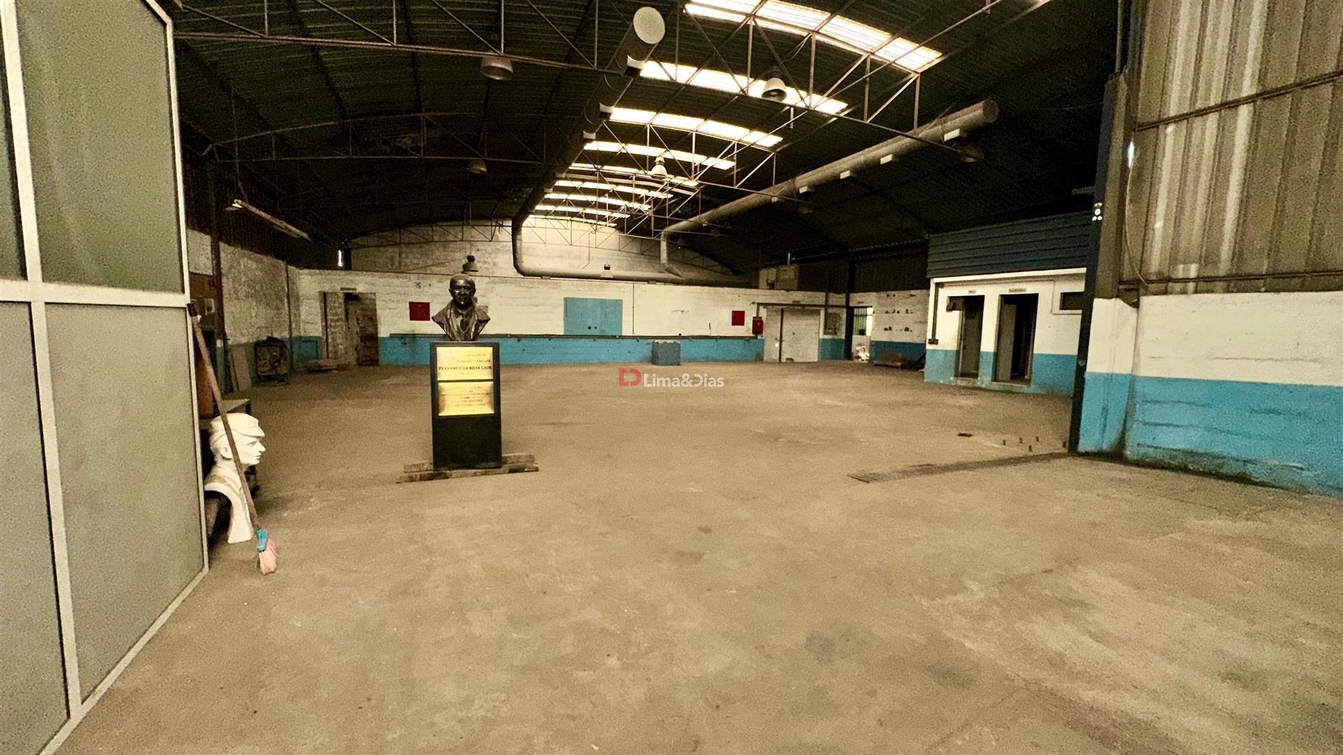 Armazém, Industria em Oliveira do Douro