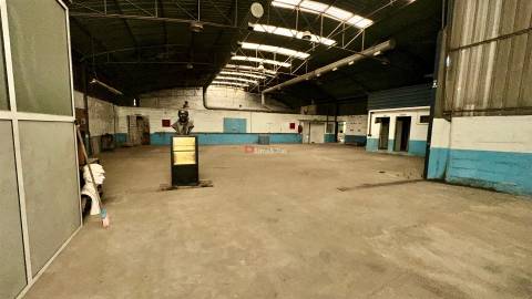 Armazém, Industria em Oliveira do Douro