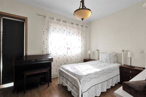 T-3 Duplex em Paredes