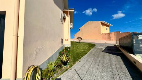 Moradia Isolada T3 Venda em São João de Ver,Santa Maria da Feira