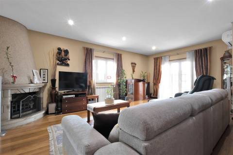 Moradia Isolada T3 Venda em São João de Ver,Santa Maria da Feira