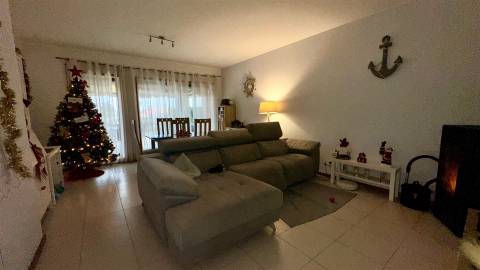 Apartamento T2 Venda em São Paio de Oleiros,Santa Maria da Feira