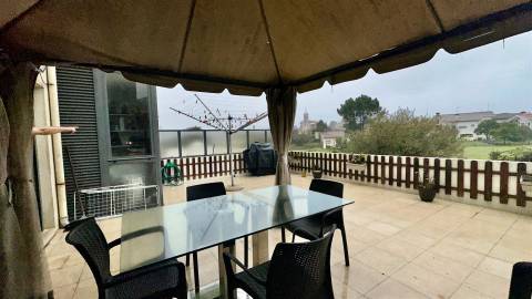 Apartamento T2 Venda em São Paio de Oleiros,Santa Maria da Feira