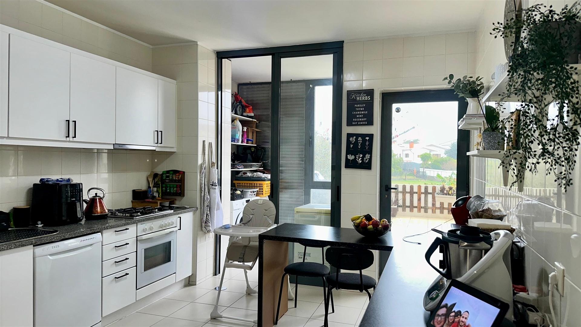 Apartamento T2 Venda em São Paio de Oleiros,Santa Maria da Feira