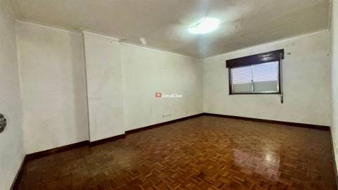 Apartamento T4 Venda em Santa Marinha e São Pedro da Afurada,Vila Nova de Gaia