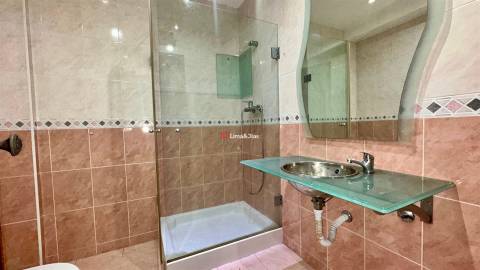 Apartamento T4 Venda em Santa Marinha e São Pedro da Afurada,Vila Nova de Gaia