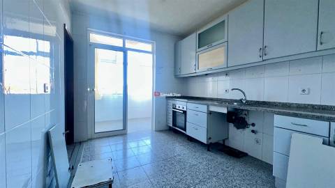 Apartamento T4 Venda em Santa Marinha e São Pedro da Afurada,Vila Nova de Gaia
