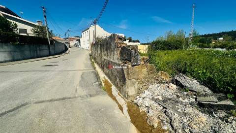 Terreno com 511 m² à Venda | Projeto Aprovado para 2 Moradias