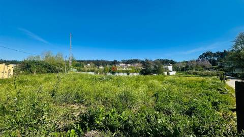 Terreno com 511 m² à Venda | Projeto Aprovado para 2 Moradias