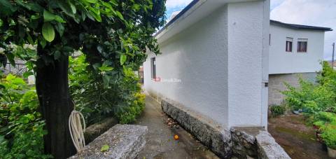 Moradia Isolada T3 Venda em Revelhe,Fafe