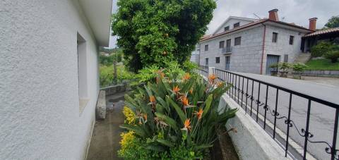 Moradia Isolada T3 Venda em Revelhe,Fafe