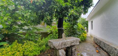 Moradia Isolada T3 Venda em Revelhe,Fafe