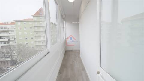 Apartamento T1 em Arroios, Moderno/Remodelado/Com Elevadores/Venda/339500/Ref AT0137