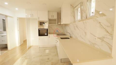 Apartamento T2 Venda em Algueirão-Mem Martins,Sintra