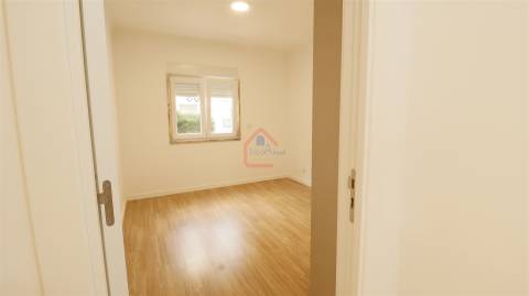 Apartamento T2 Venda em Algueirão-Mem Martins,Sintra