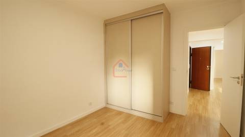 Apartamento T2 Venda em Algueirão-Mem Martins,Sintra