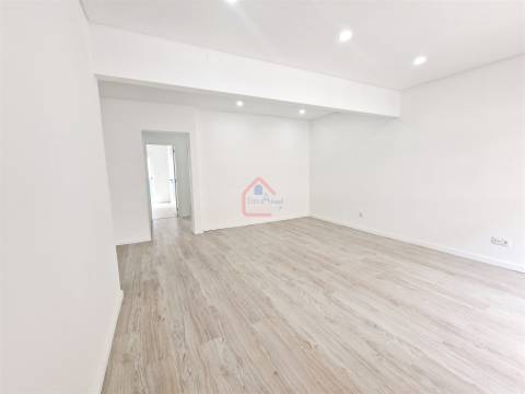 Apartamento T2 Venda em Barreiro e Lavradio,Barreiro