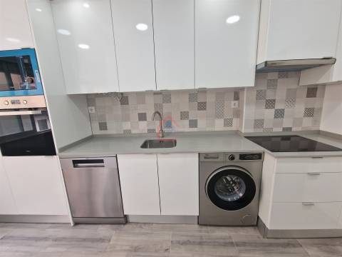 Apartamento T2 Venda em Barreiro e Lavradio,Barreiro