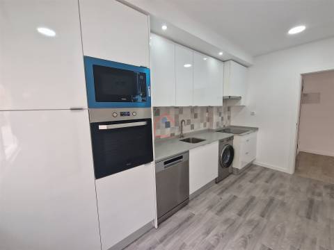 Apartamento T2 Venda em Barreiro e Lavradio,Barreiro