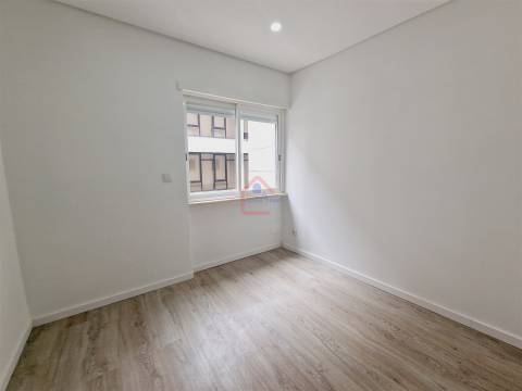 Apartamento T2 Venda em Barreiro e Lavradio,Barreiro