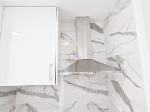 Apartamento T2 Venda em Rio de Mouro,Sintra