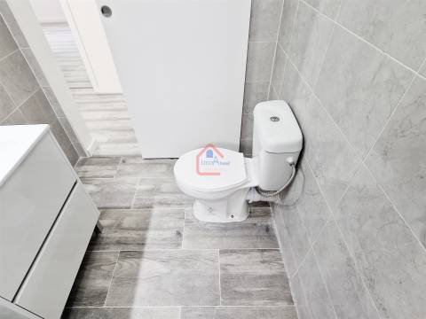 Apartamento T2 Venda em Rio de Mouro,Sintra