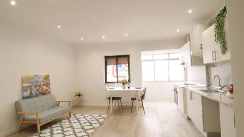 Apartamento T1 Venda em Baixa da Banheira e Vale da Amoreira,Moita