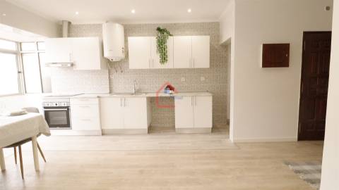 Apartamento T1 Venda em Baixa da Banheira e Vale da Amoreira,Moita