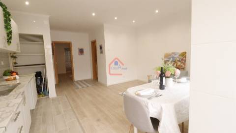 Apartamento T1 Venda em Baixa da Banheira e Vale da Amoreira,Moita