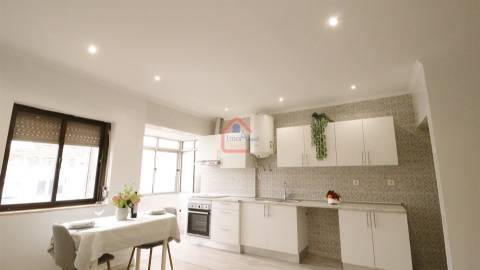 Apartamento T1 Venda em Baixa da Banheira e Vale da Amoreira,Moita