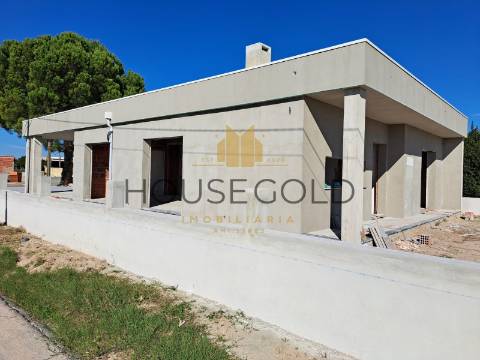 Moradia T3 em Marinhais (MR-237)