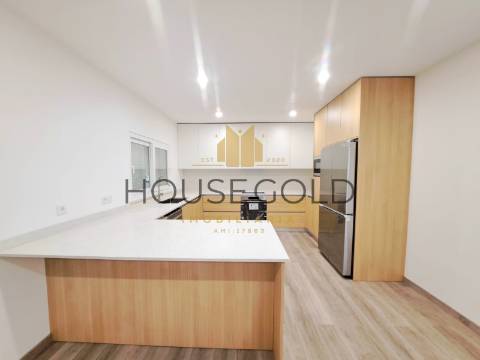 Moradia T3 em Marinhais (MR-242)