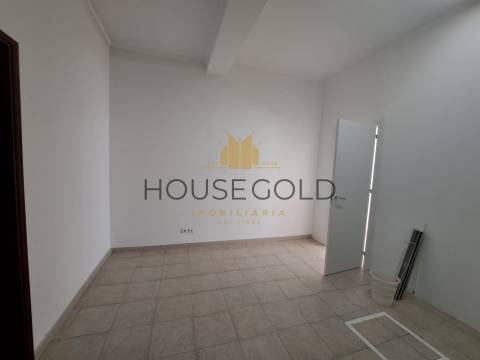 Loja - Espaço Comercial - Marinhais