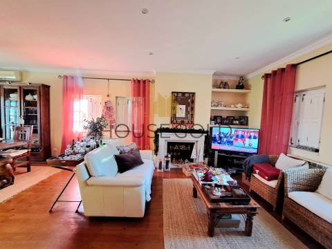 Moradia T4 em Marinhais (MR-284)