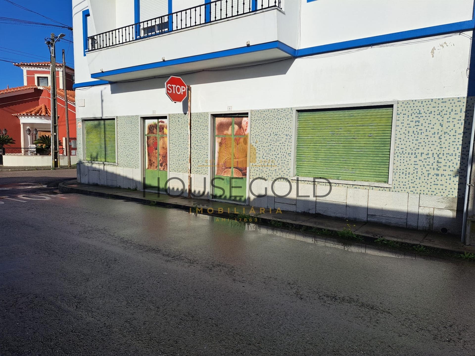 Espaço Comercial / Loja com Dupla Visibilidade – 86 m² (BFR-291)