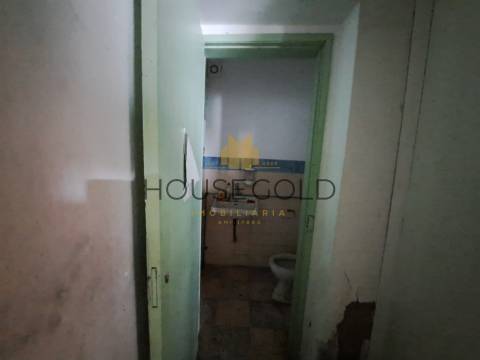 Espaço Comercial / Loja com Dupla Visibilidade – 86 m² (BFR-291)