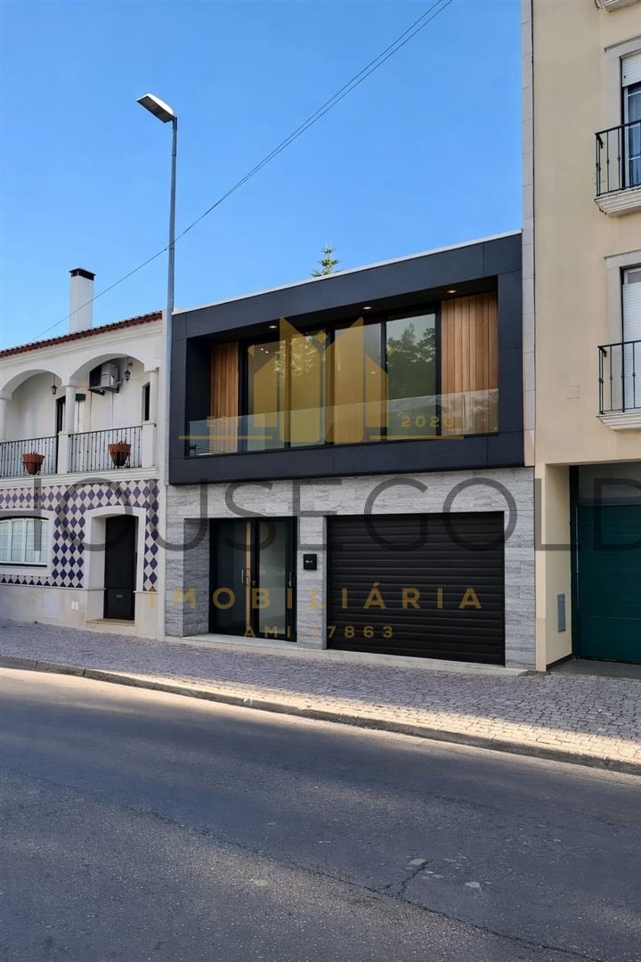 Moradia T3 Almeirim (ALM-293)