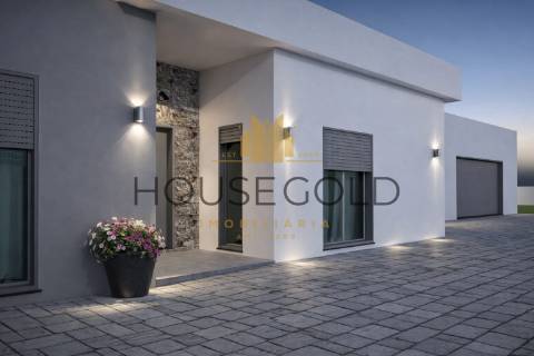 Moradia Térrea T3 em Construção (MR-302)