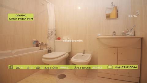 CPM20402 Apt T5 Duplex com Box 298.500€, perto metro Varanda, próximo ao Estádio do Dragão, Porto