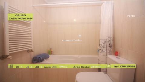 CPM20402 Apt T5 Duplex com Box 298.500€, perto metro Varanda, próximo ao Estádio do Dragão, Porto