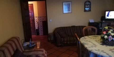 CPM20140 APT T2  c/elevador, 2 Frentes, Gaia, Próximo Metro, c/ Lareira, varanda, marquise, roupeiro