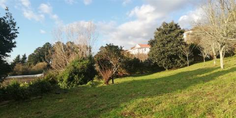 CPM20241 Moradia T2+1,  4 Frentes com + 900m2 em Avintes, Gaia,  próximo Parque Biológico Gaia