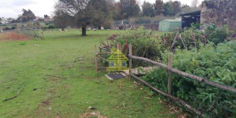 CPM20276 Moradia / Quintinha  164.500,00€ a 34,00€/m2 perto Feira Carvalhos, em V N. Gaia, Porto