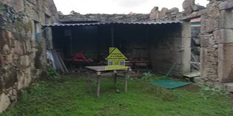 CPM20277 Moradia / Quintinha c/ + 6.000m2  182.500,00€ a 31,00€/m2, em V N. Gaia, Porto