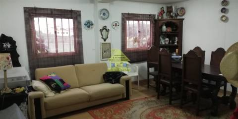 CPM20277 Moradia / Quintinha c/ + 6.000m2  182.500,00€ a 31,00€/m2, em V N. Gaia, Porto